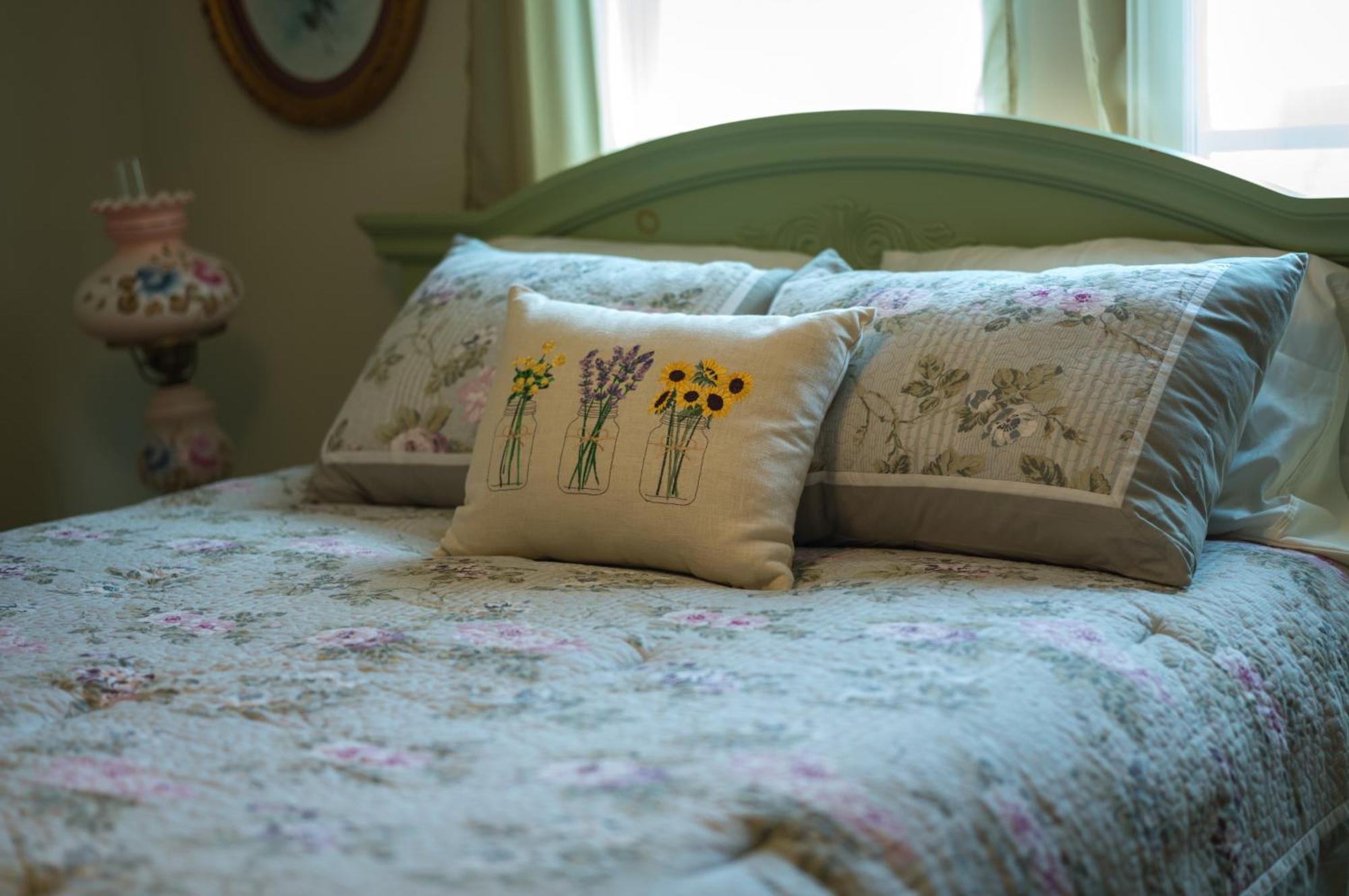Poppy Sister Inn Lodi Room photo