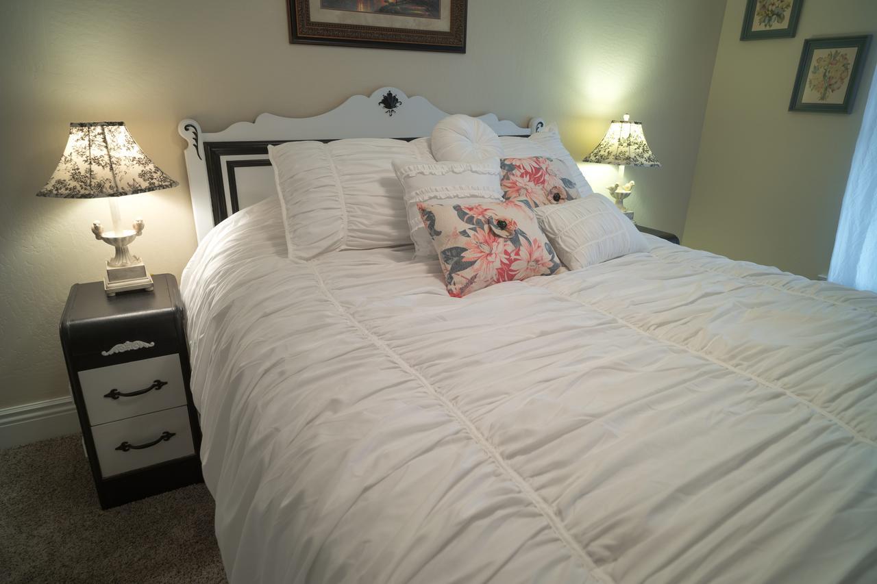 Poppy Sister Inn Lodi Room photo