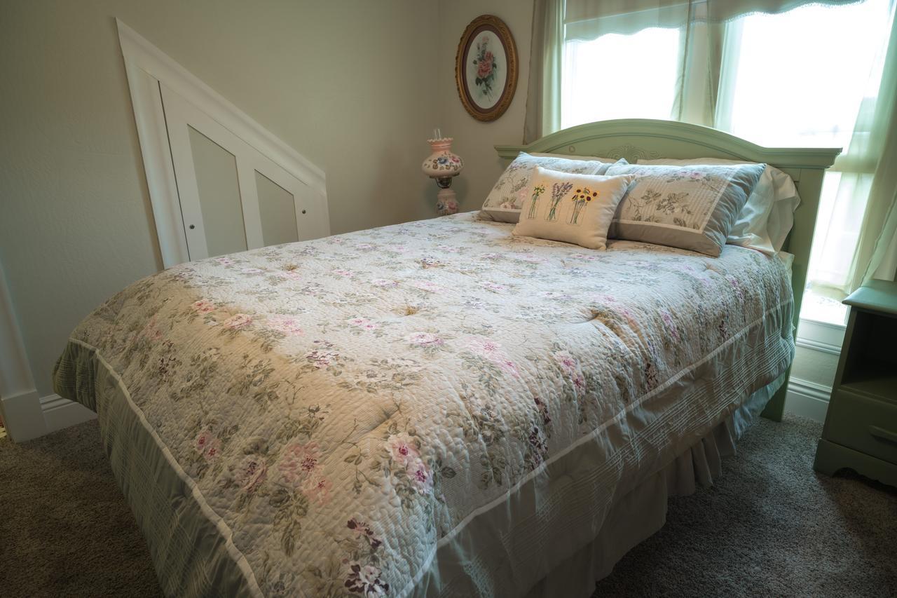 Poppy Sister Inn Lodi Room photo